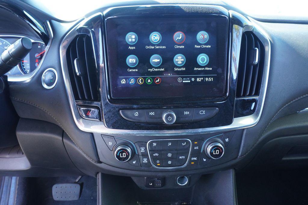 used 2023 Chevrolet Traverse car, priced at $39,877