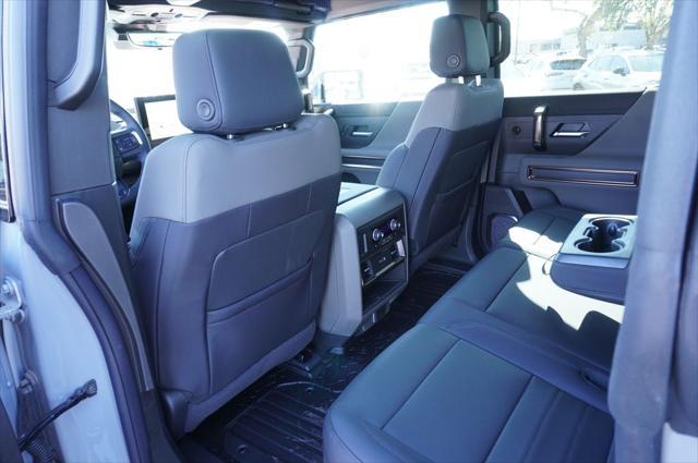 new 2025 GMC HUMMER EV Pickup car, priced at $97,366