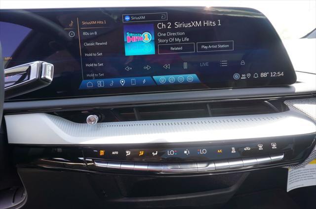new 2025 Cadillac OPTIQ car, priced at $57,195