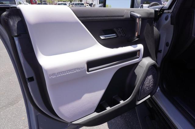 new 2025 GMC HUMMER EV Pickup car, priced at $88,970