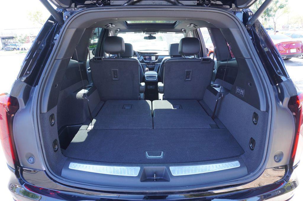 used 2025 Cadillac XT6 car, priced at $42,767