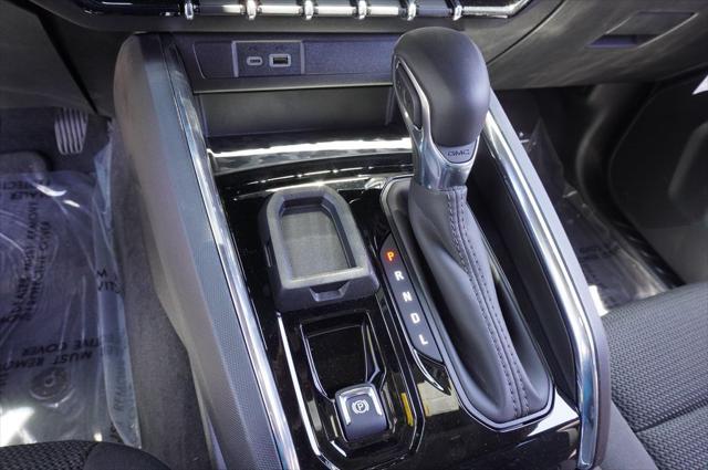 new 2025 GMC Canyon car, priced at $38,925