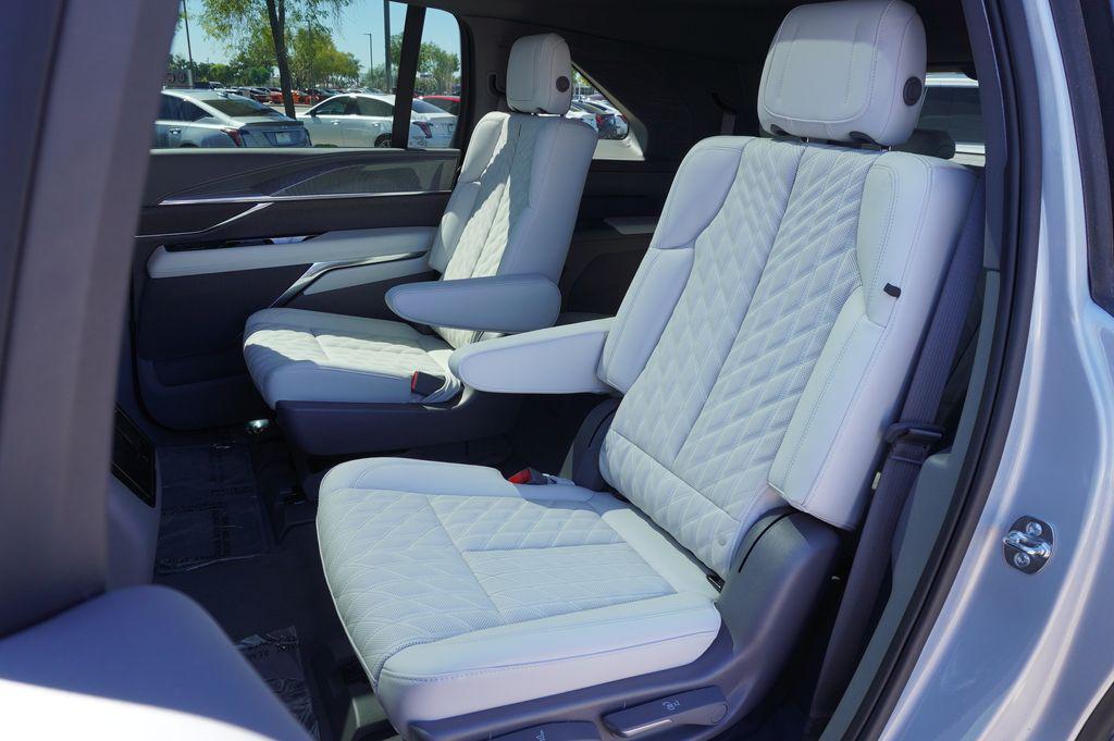 new 2025 Cadillac Escalade IQ car, priced at $122,785