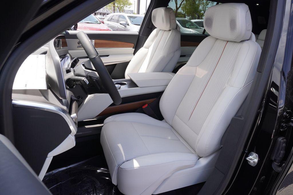 new 2026 Cadillac VISTIQ car, priced at $79,715