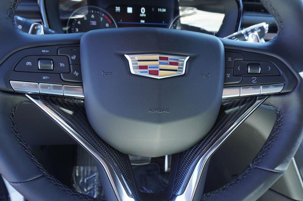 new 2025 Cadillac XT6 car, priced at $64,965