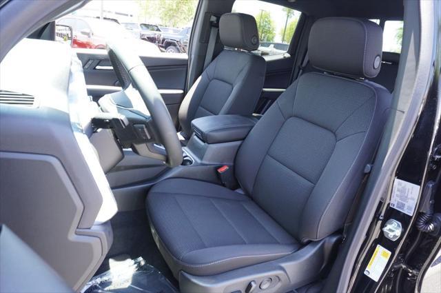 new 2025 GMC Canyon car, priced at $46,470