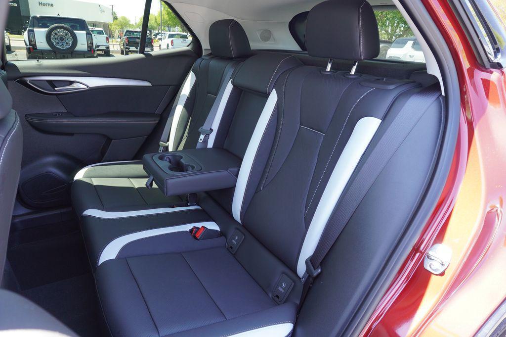 new 2024 Buick Envision car, priced at $33,140