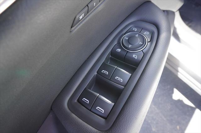 used 2023 Cadillac XT6 car, priced at $40,013