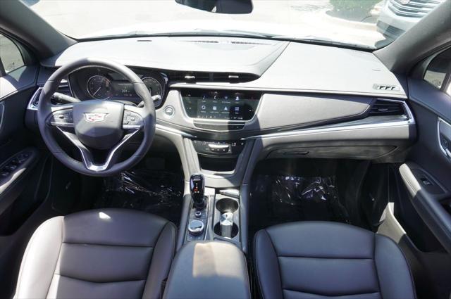used 2023 Cadillac XT6 car, priced at $40,013