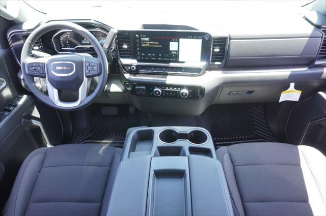 new 2025 GMC Sierra 1500 car, priced at $45,951