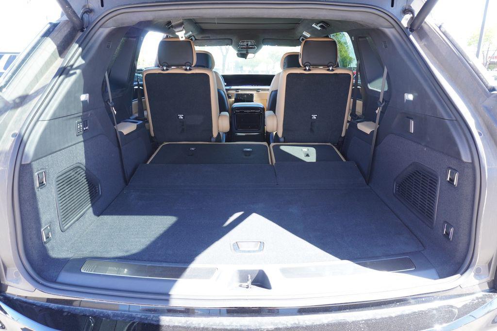 new 2025 Cadillac Escalade IQ car, priced at $135,005