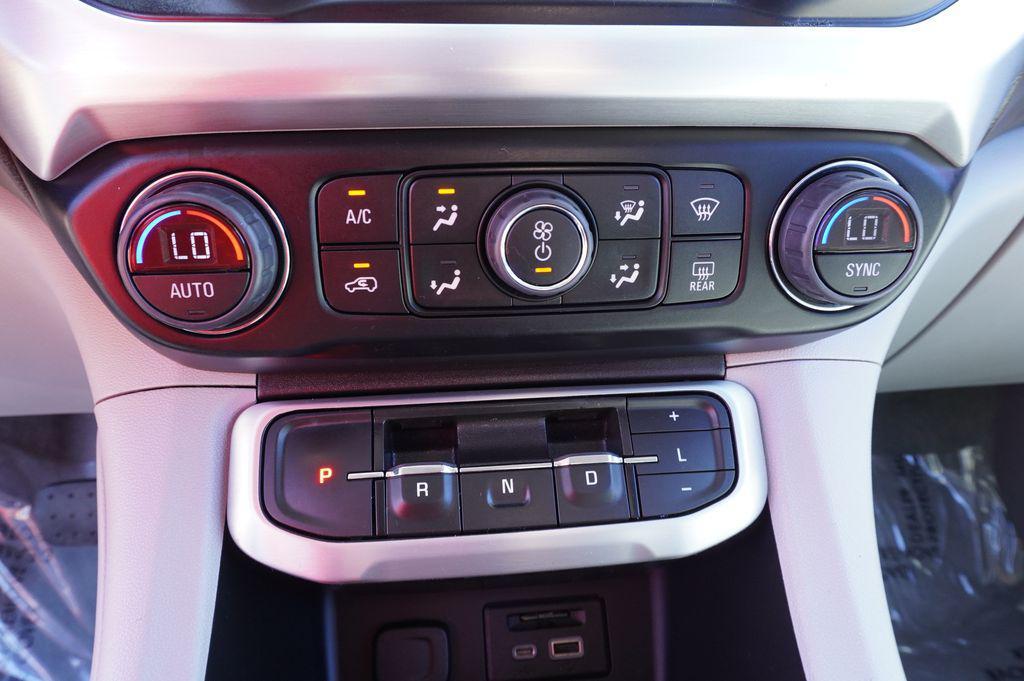 used 2023 GMC Acadia car, priced at $27,514