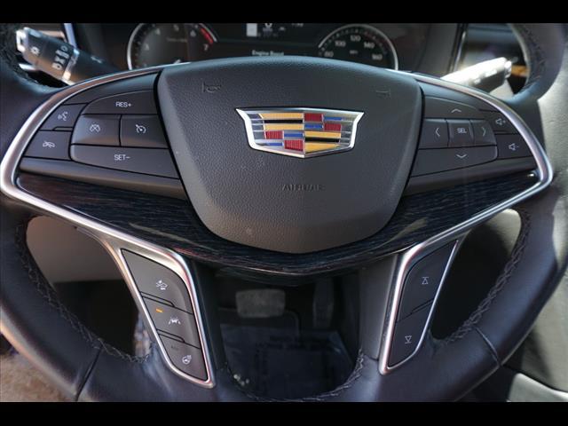 used 2024 Cadillac XT5 car, priced at $39,991