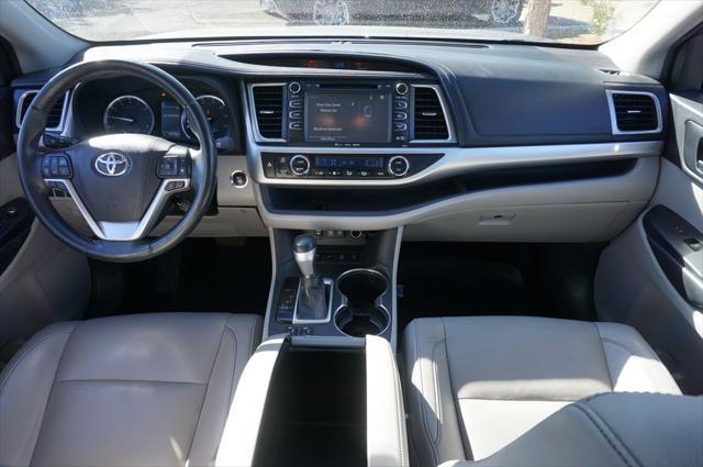 used 2019 Toyota Highlander car, priced at $21,999