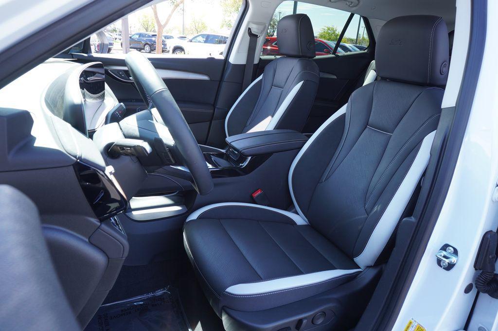 new 2025 Buick Envision car, priced at $34,745