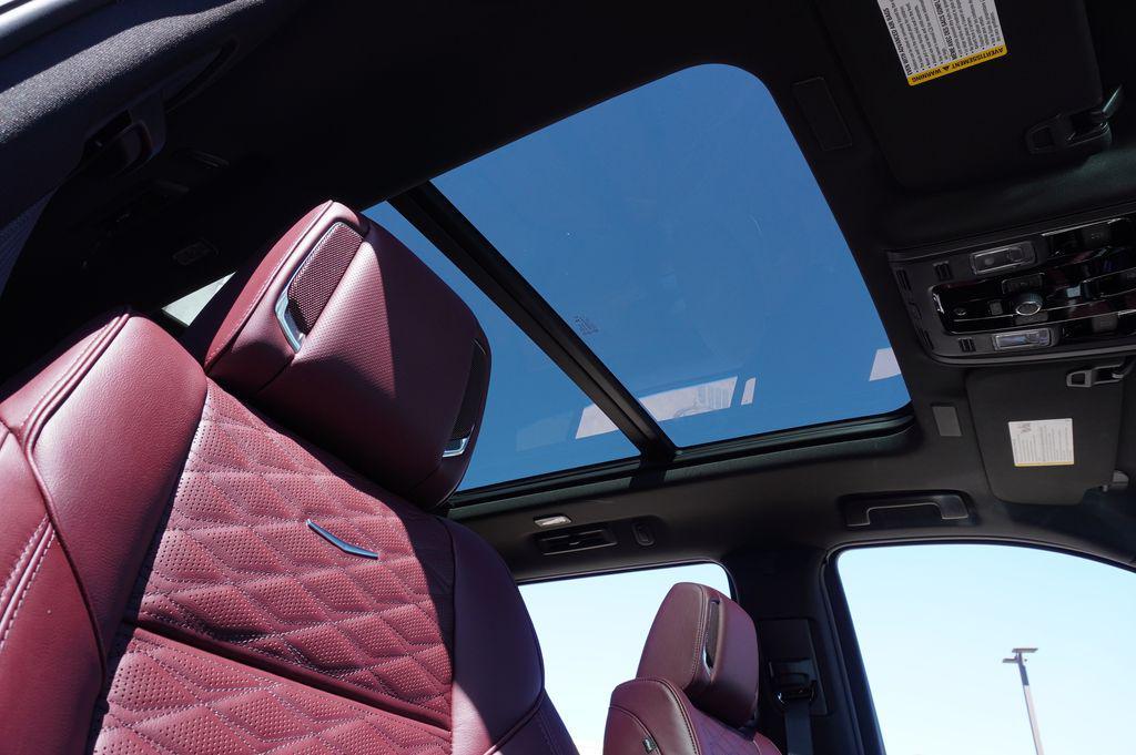 new 2025 Cadillac Escalade car