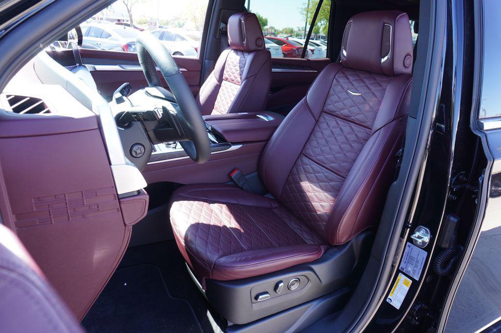 new 2025 Cadillac Escalade car