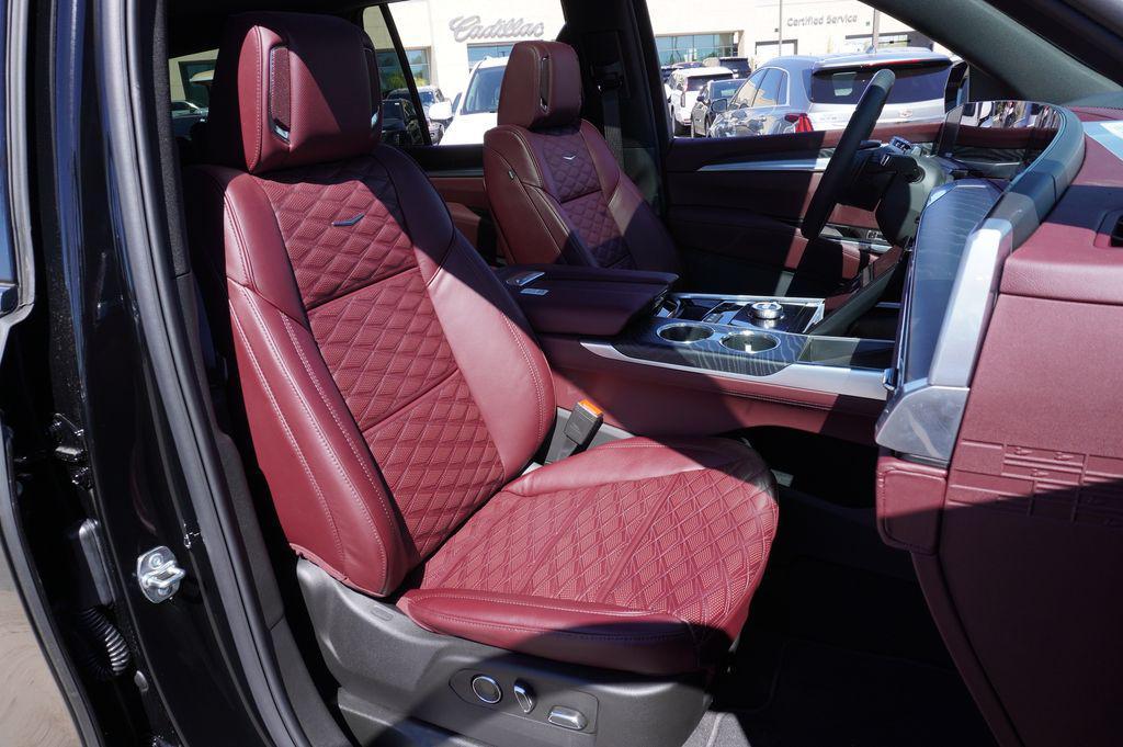 new 2025 Cadillac Escalade car