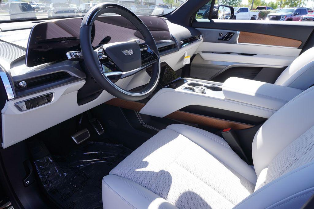 new 2026 Cadillac VISTIQ car, priced at $79,715