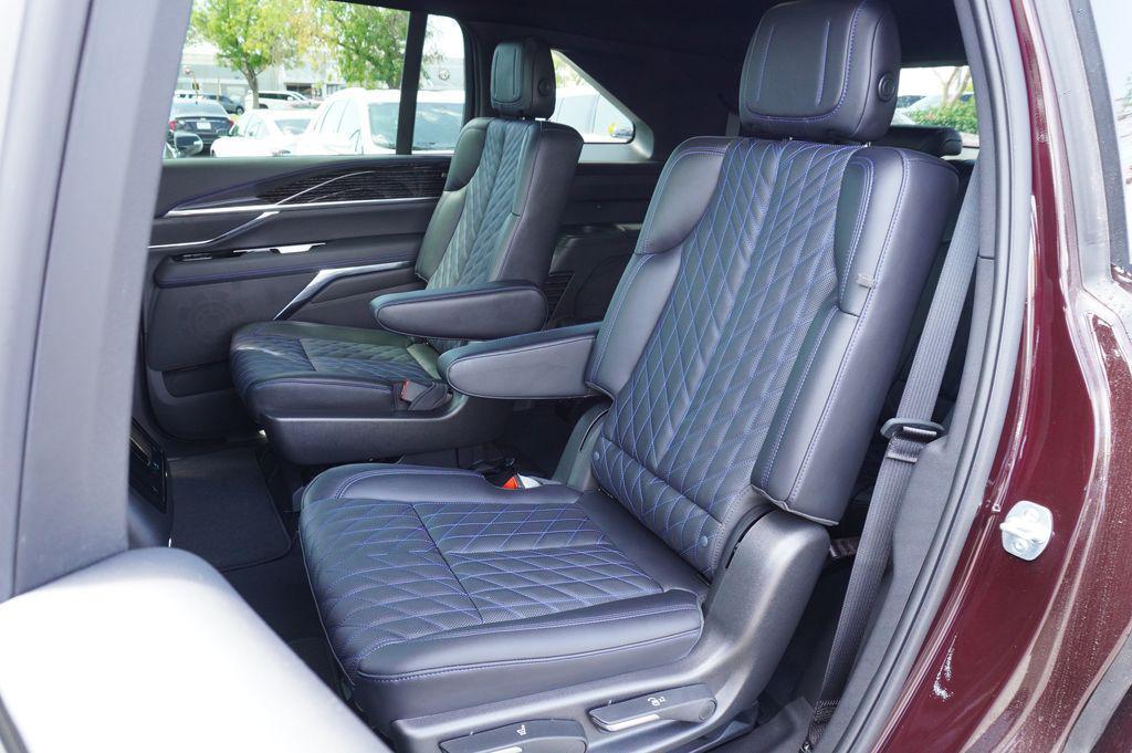 new 2025 Cadillac Escalade IQ car, priced at $131,435