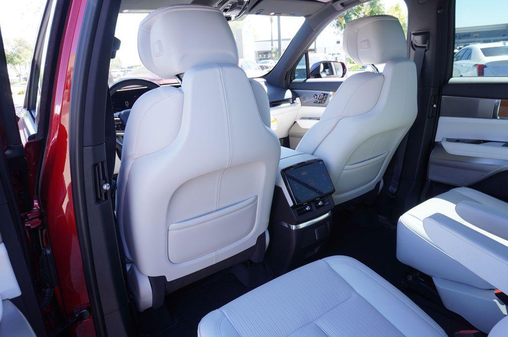 new 2026 Cadillac VISTIQ car, priced at $81,115