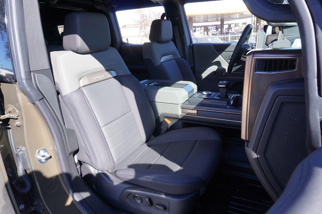 new 2025 GMC HUMMER EV SUV car, priced at $91,570