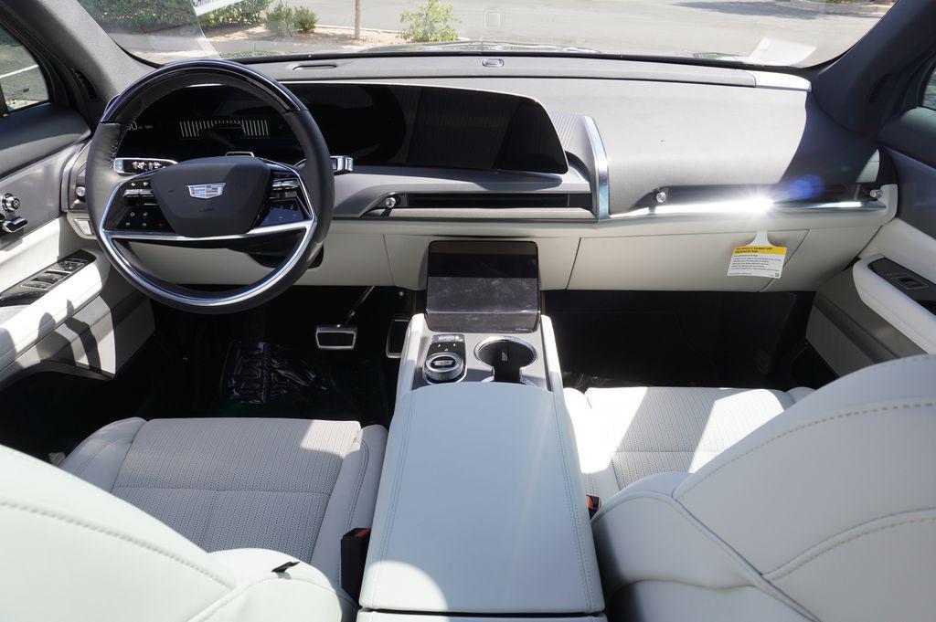 new 2026 Cadillac VISTIQ car, priced at $79,715