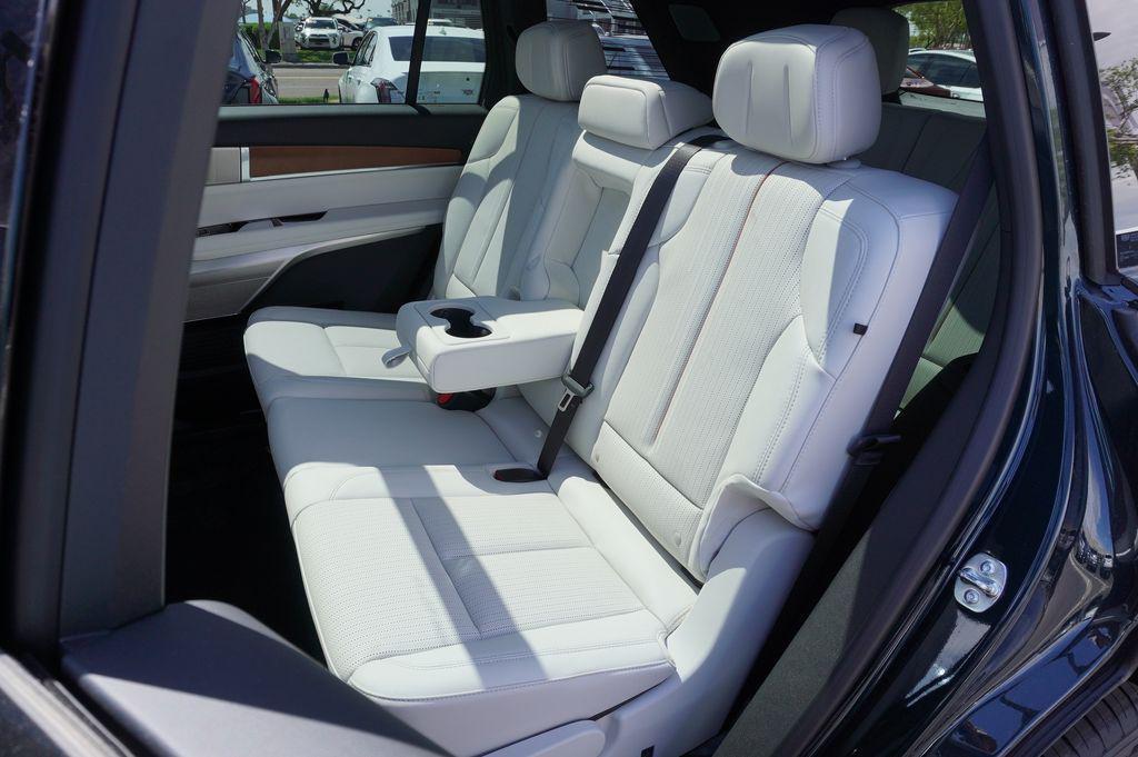 new 2026 Cadillac VISTIQ car, priced at $79,715