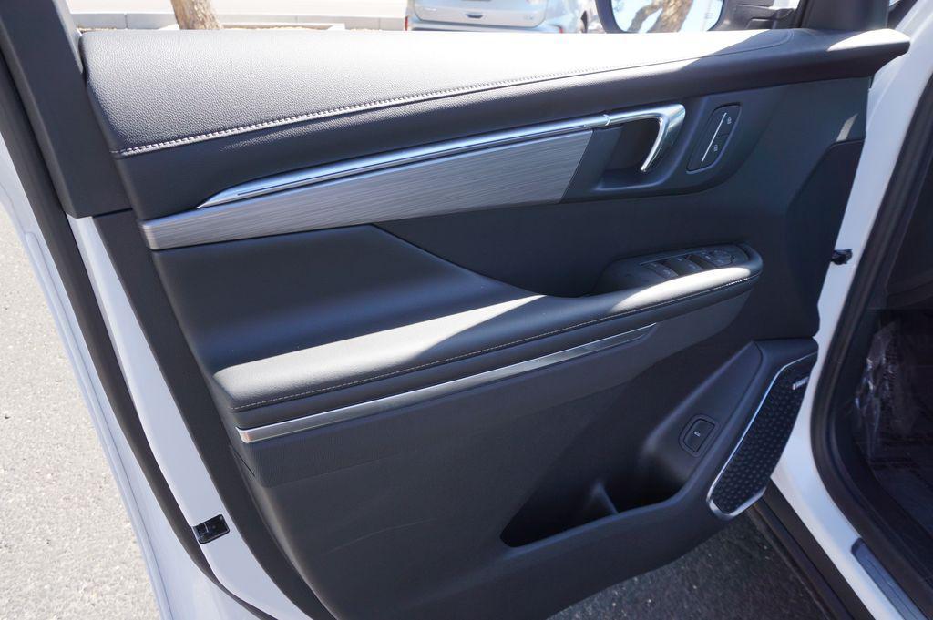 new 2025 Buick Enclave car, priced at $40,740