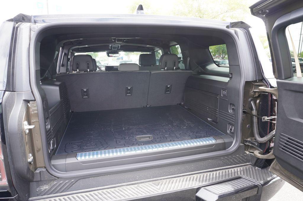 new 2025 GMC HUMMER EV SUV car, priced at $88,820