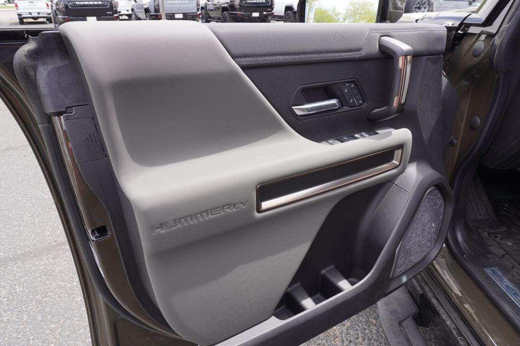new 2025 GMC HUMMER EV SUV car, priced at $88,820