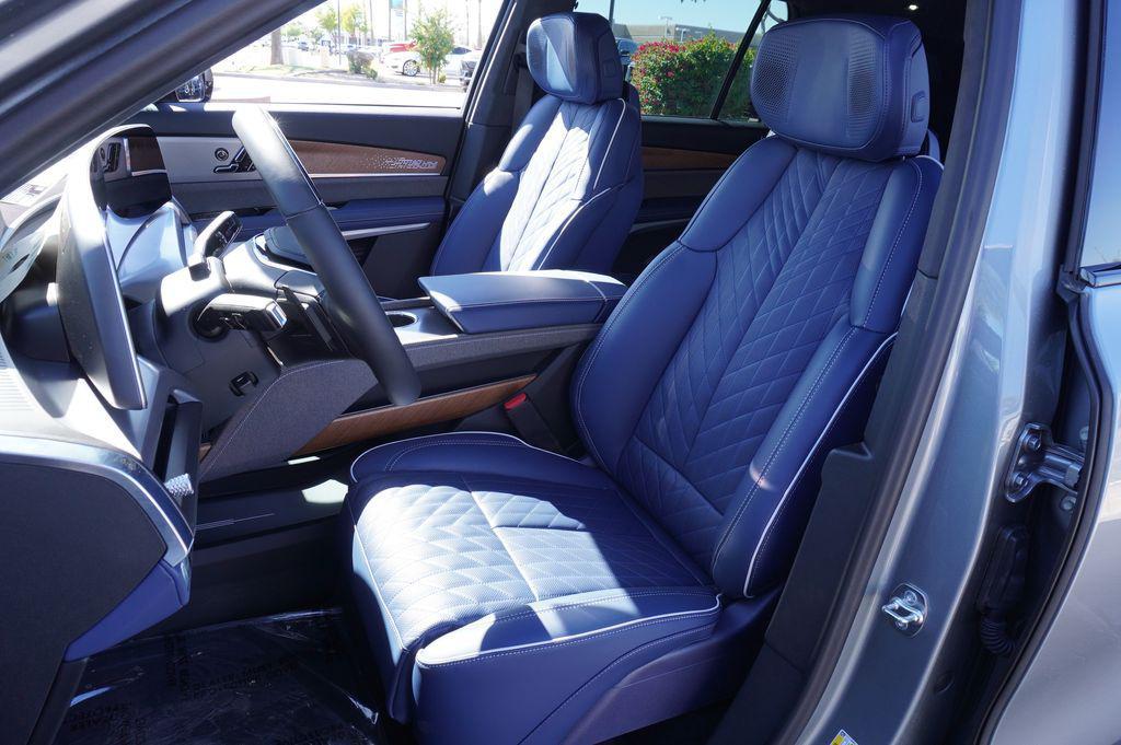 new 2026 Cadillac VISTIQ car, priced at $93,590