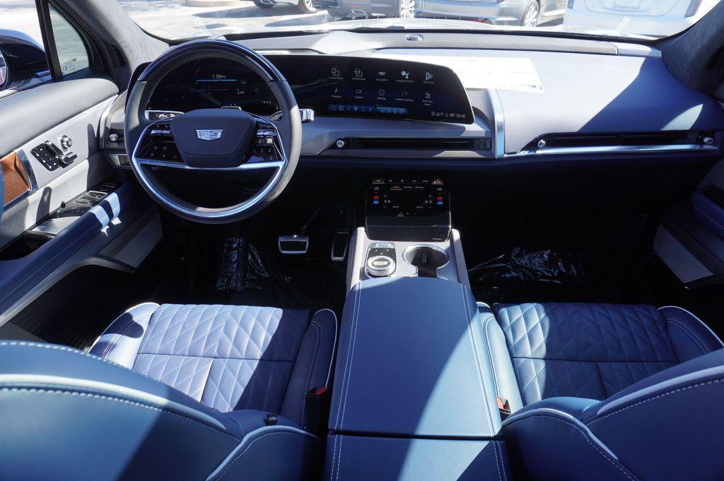 new 2026 Cadillac VISTIQ car, priced at $93,590