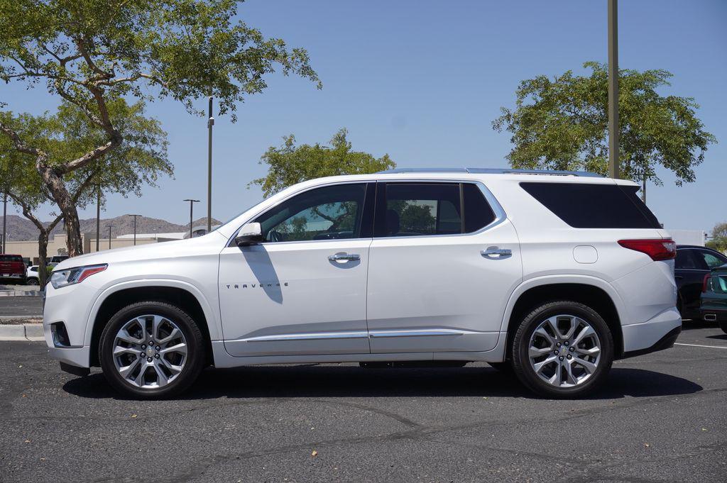 used 2021 Chevrolet Traverse car, priced at $23,464