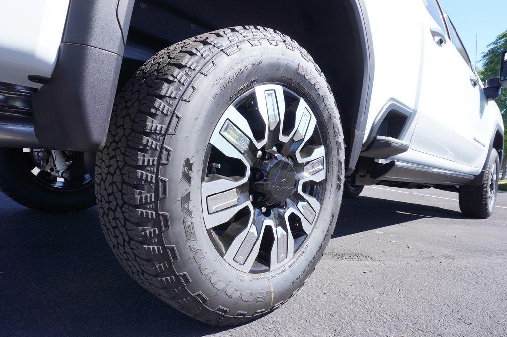 new 2026 GMC Sierra 2500 car, priced at $80,180