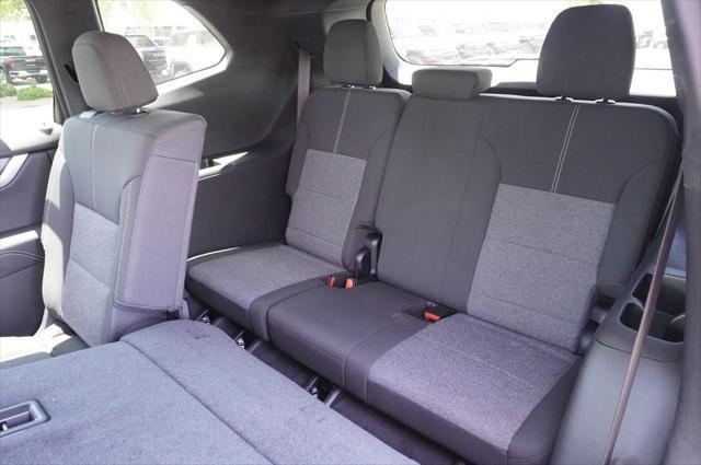 new 2025 GMC Acadia car, priced at $45,140