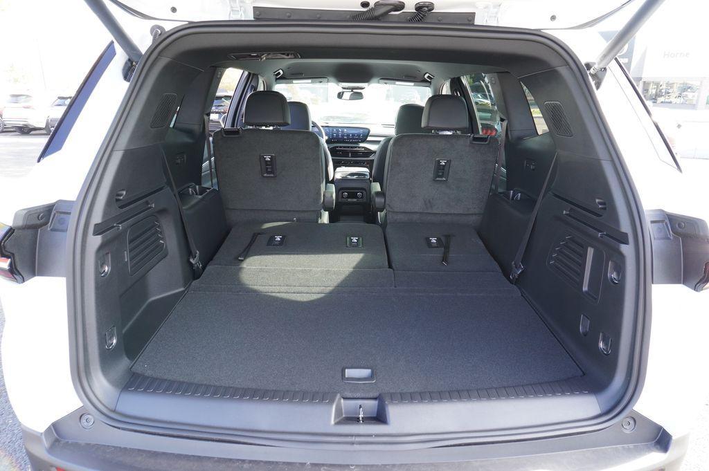 new 2025 Buick Enclave car, priced at $39,895