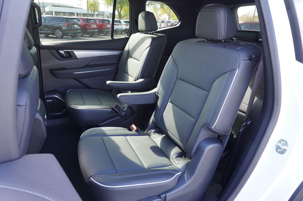 new 2025 Buick Enclave car, priced at $39,895