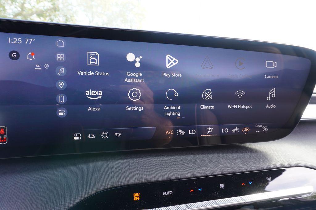 new 2025 Buick Enclave car, priced at $39,895