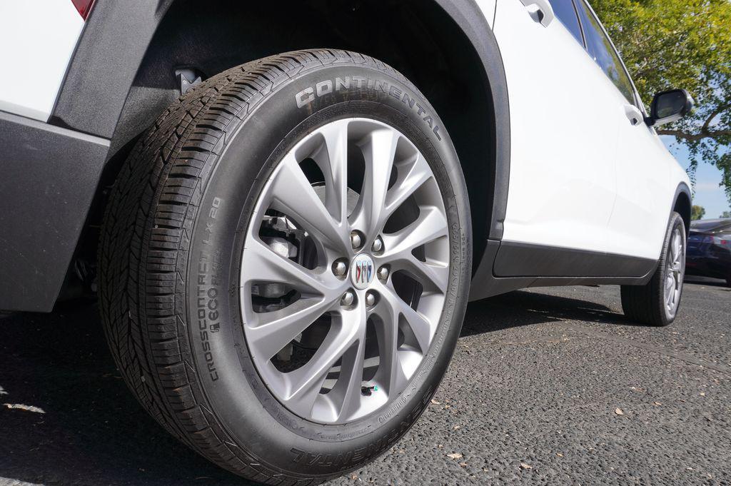new 2025 Buick Enclave car, priced at $39,895