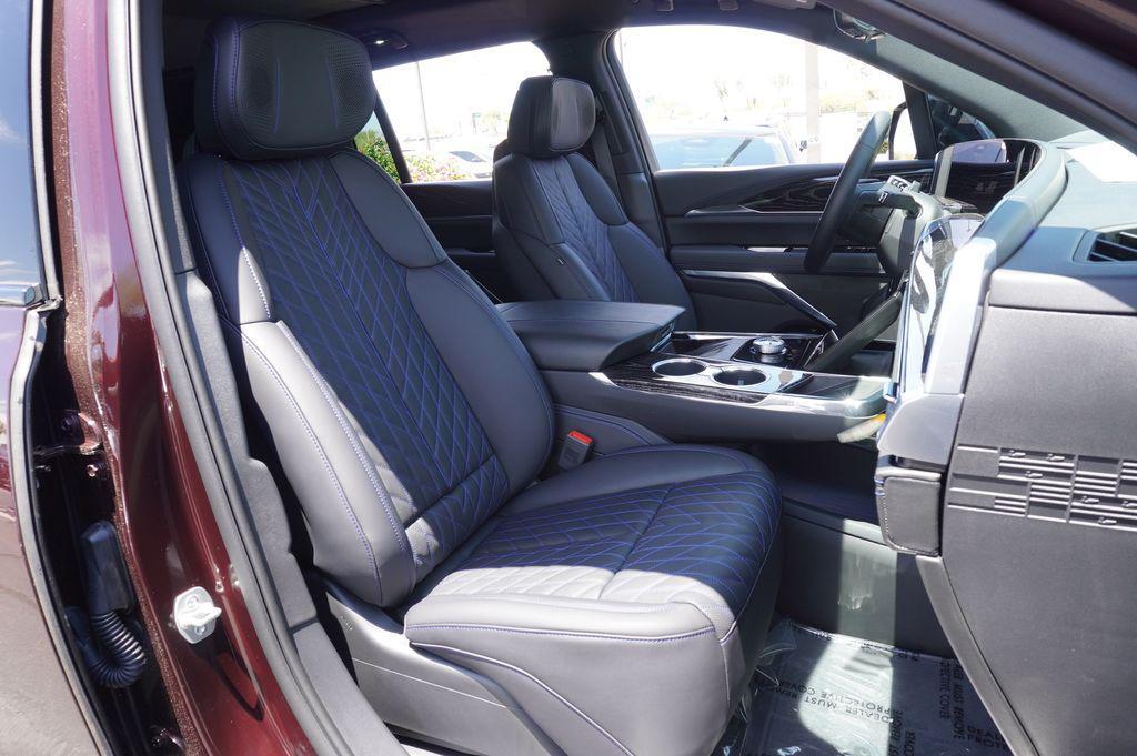 new 2025 Cadillac Escalade IQ car, priced at $131,435