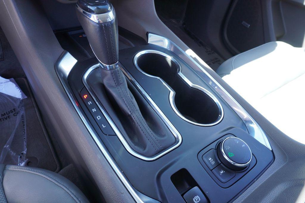 used 2020 Chevrolet Traverse car, priced at $21,978