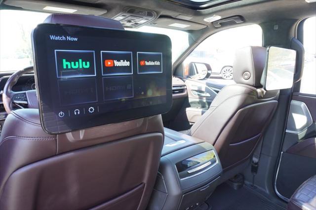 used 2022 Cadillac Escalade ESV car, priced at $71,803