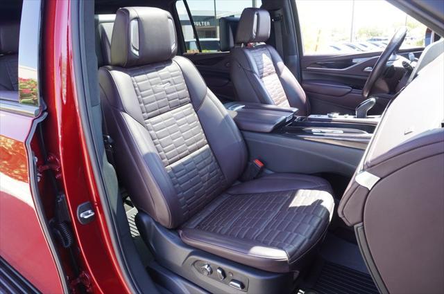 used 2022 Cadillac Escalade ESV car, priced at $71,803