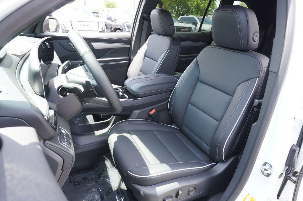 new 2025 Buick Enclave car, priced at $40,740