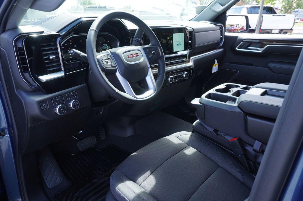 new 2026 GMC Sierra 1500 car, priced at $52,890