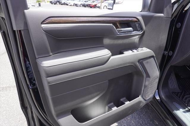 new 2025 GMC Sierra 1500 car, priced at $49,335