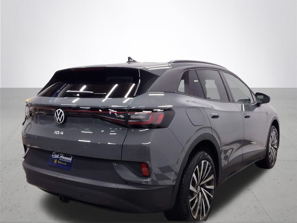 new 2024 Volkswagen ID.4 car, priced at $40,731