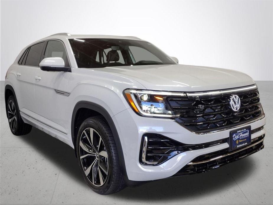 new 2024 Volkswagen Atlas Cross Sport car, priced at $50,468