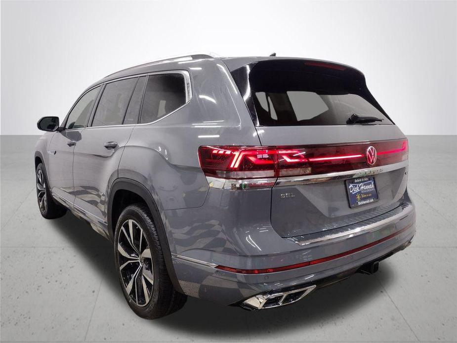 new 2025 Volkswagen Atlas car, priced at $57,164